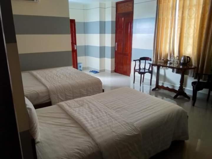 Khách Sạn Long Tỵ Cà Mau Exterior foto
